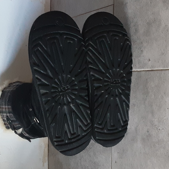 UGG  boots  size  6 women - Picture 5 of 5